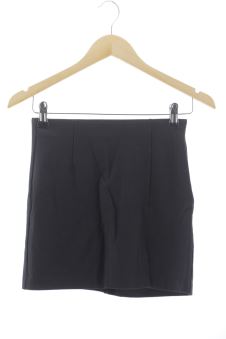 Aufwändiger Rock XS Stradivarius, Foto 1 von 2