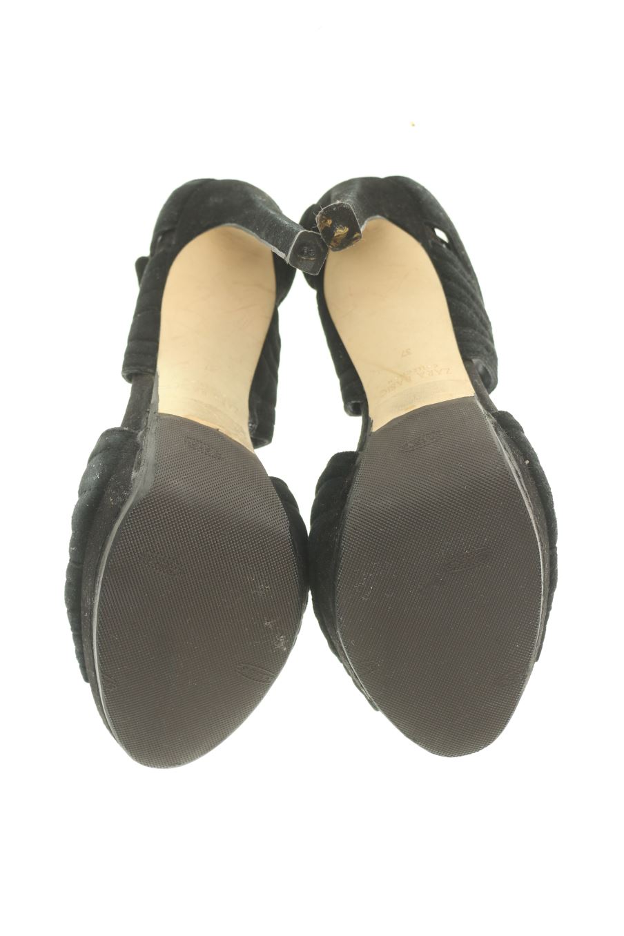 Sandalias tacon de Zara de la talla 37, de color negro de