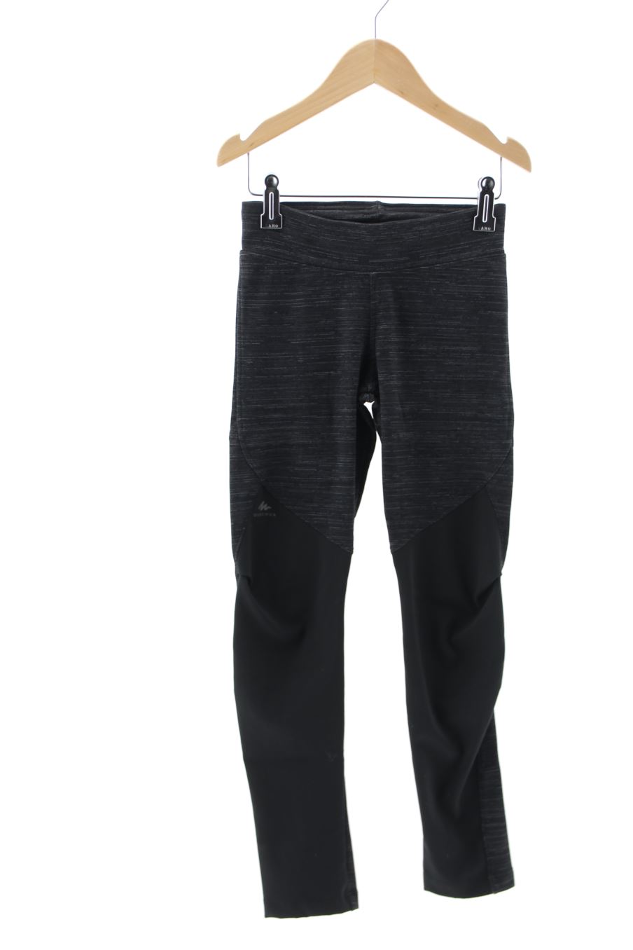 Pantalon Sport Quechua (DECATHLON) de la taille 7 ans de seconde main