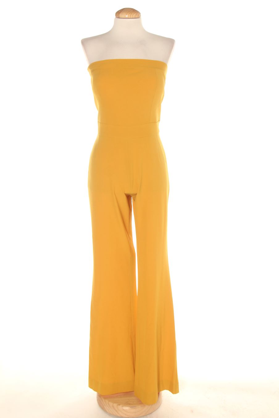 Mono de Maesta de la talla 42, de color amarillo
