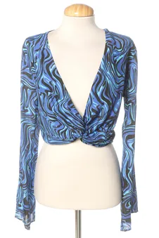 Blusa de manga larga M Bershka, foto 1 de 2
