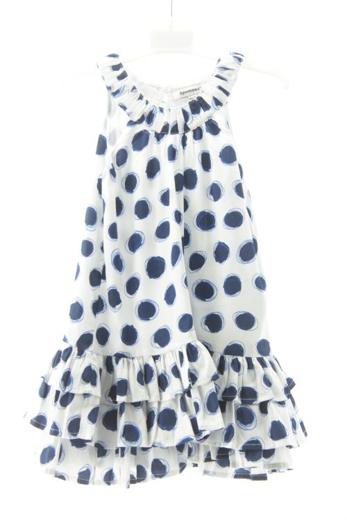 Aufwändiges Kleid