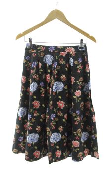 Aufwändiger Rock XS Forever 21