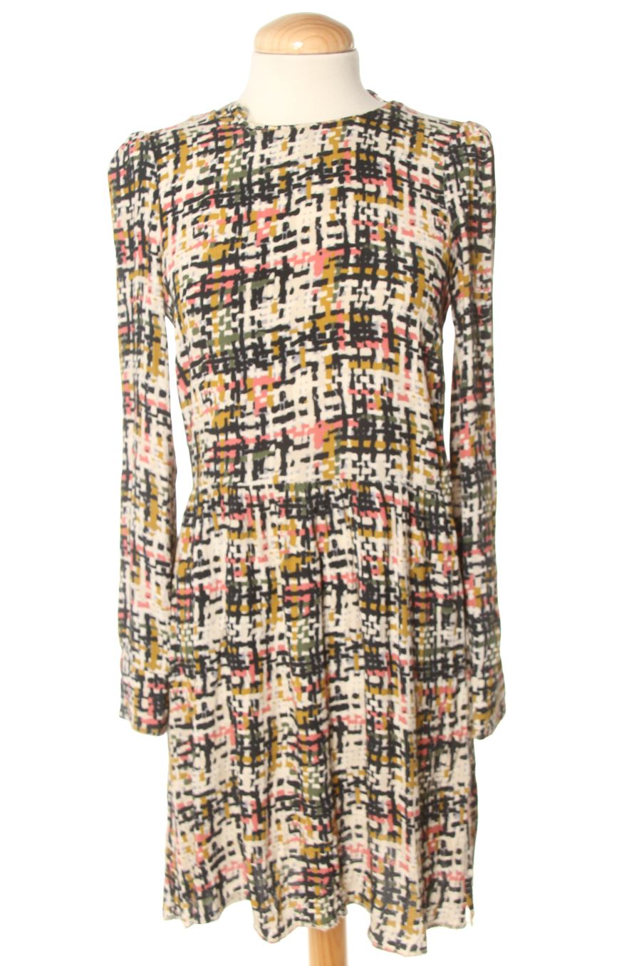 Vestido casual de Zara de la talla XS, de color estampado