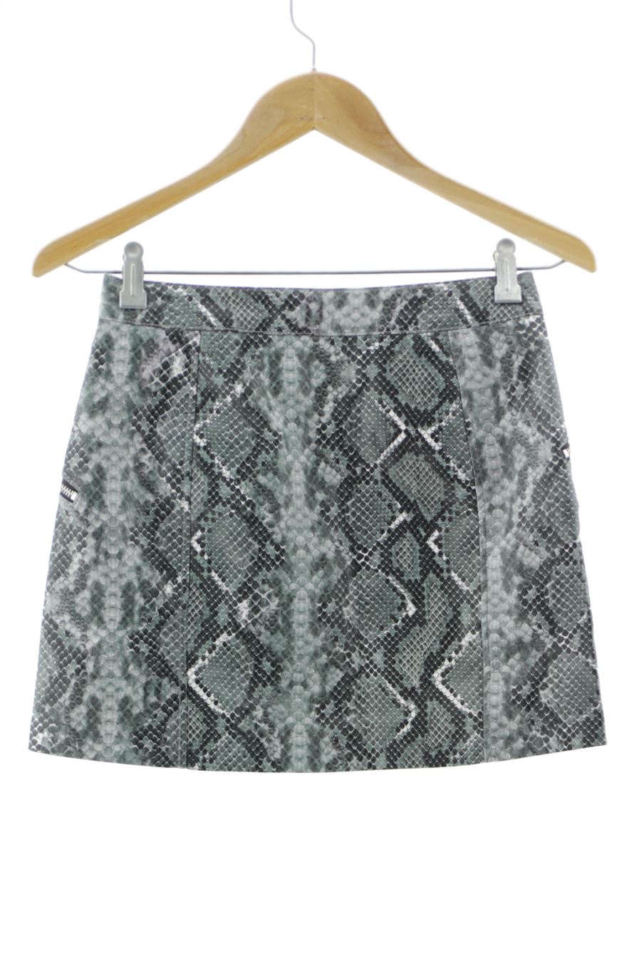 Jupe Bershka de la taille S, de couleur animal print de synthétique