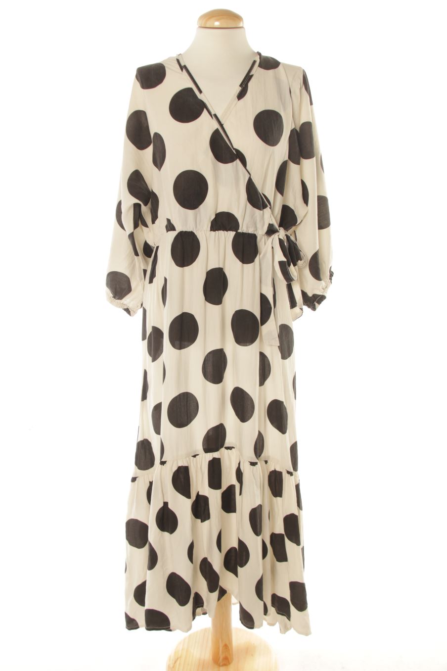 Robe casual H&M de la taille L, de couleur imprimés