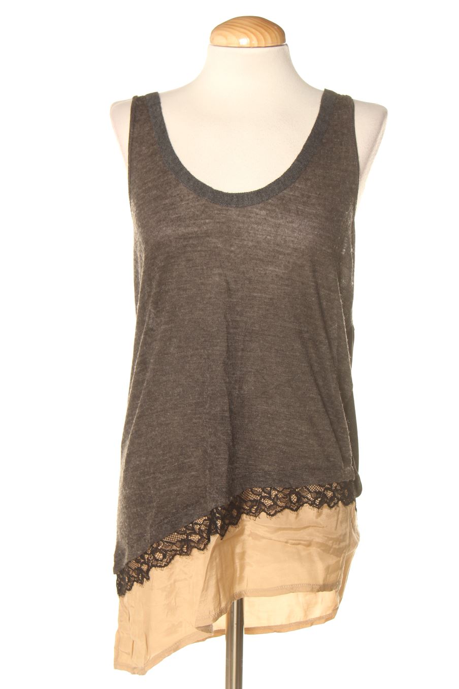Top de Zara de la talla M, de color gris
