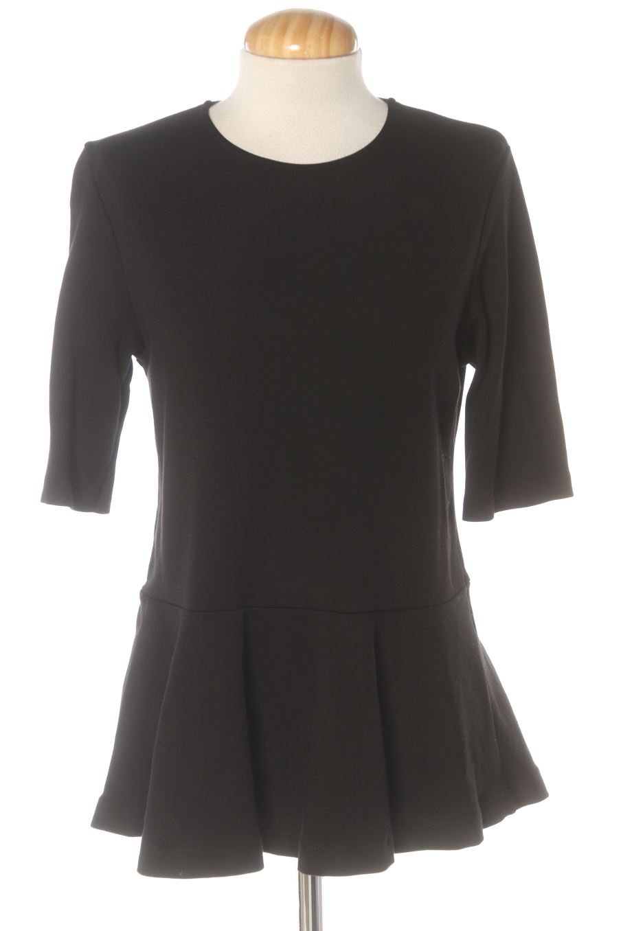 Blusa de manga corta de Zara de la talla L, de color negro