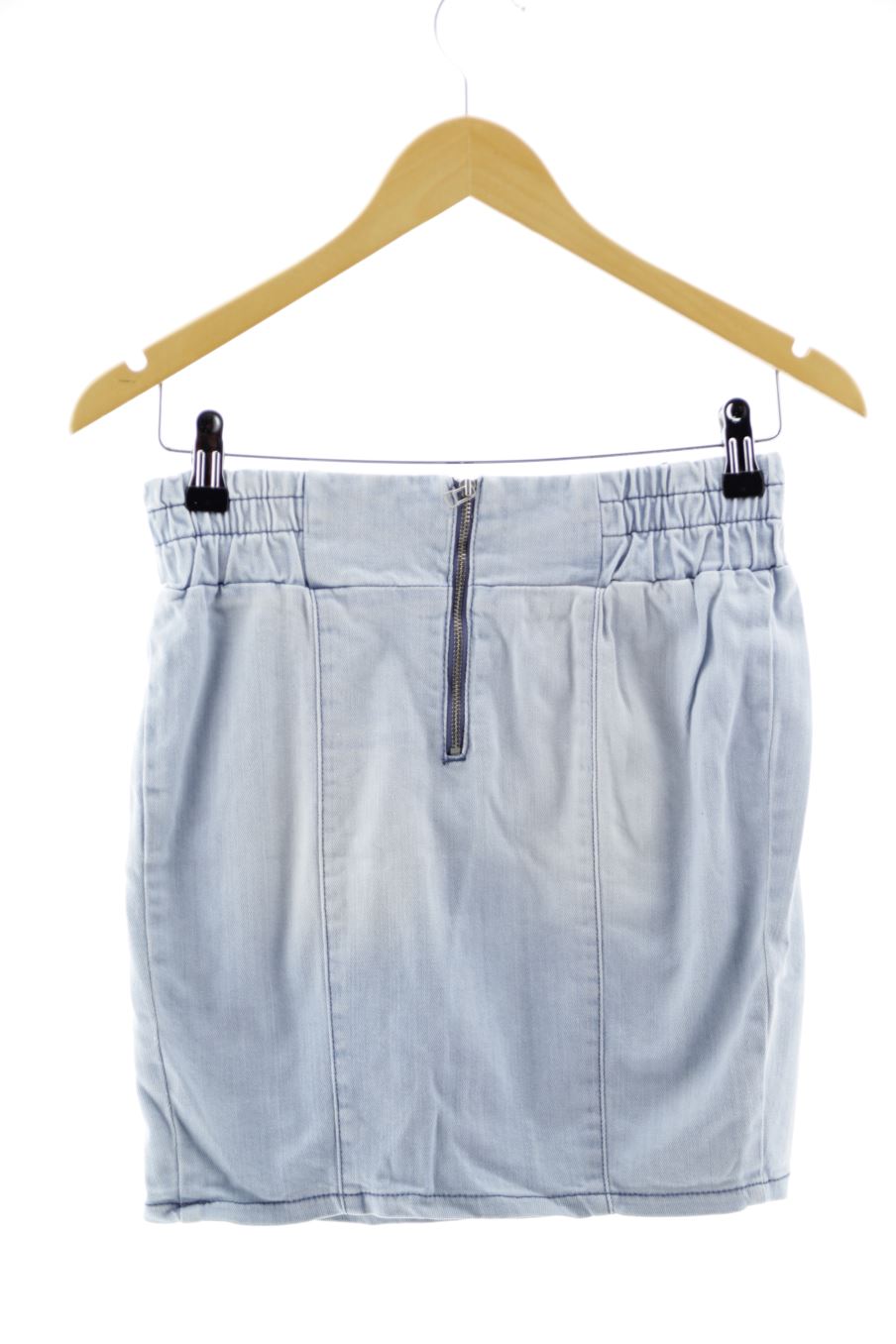 Jupe Stradivarius de la taille 34, de couleur bleu de denim