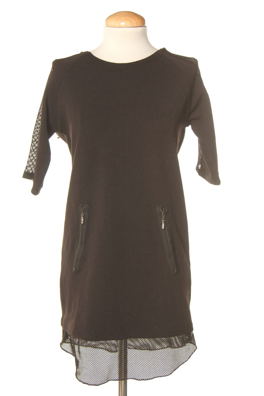 Robe casual T&F de la taille S, de couleur noir