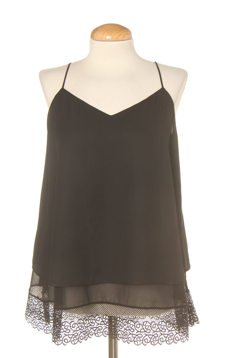 Top Okeysi de la taille M, de couleur noir