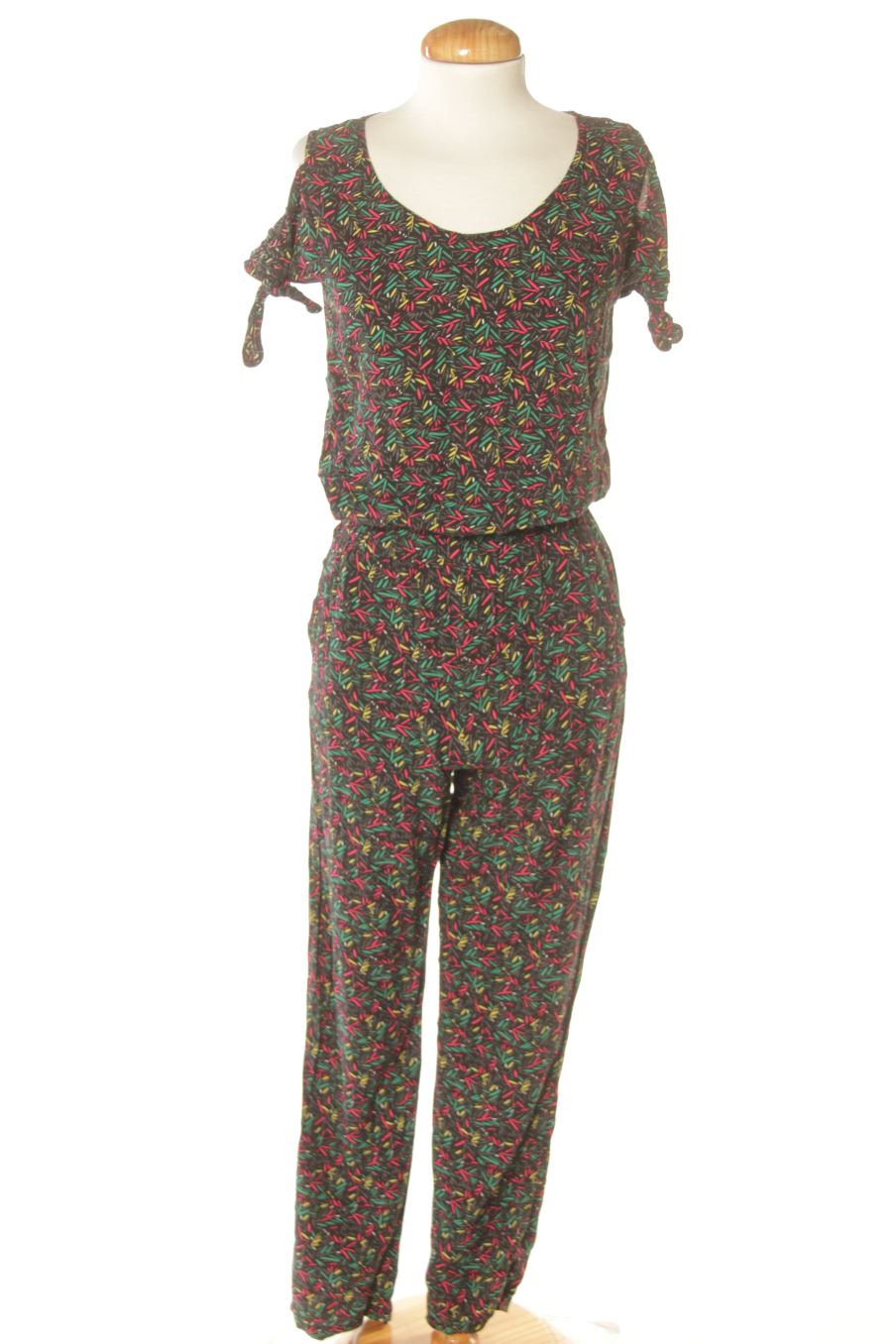 Combinaisons Gémo de la taille 36, de couleur imprimés