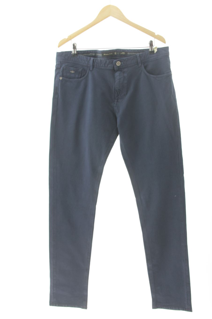 Vaquero de Massimo Dutti de la talla 46, de color azul marino