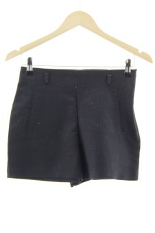 Shorts XS Zara, photo 1 sur 2