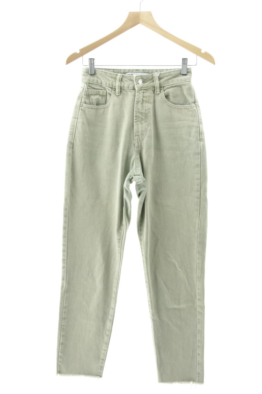 Jeans de Zara de la talla 32, de color verde