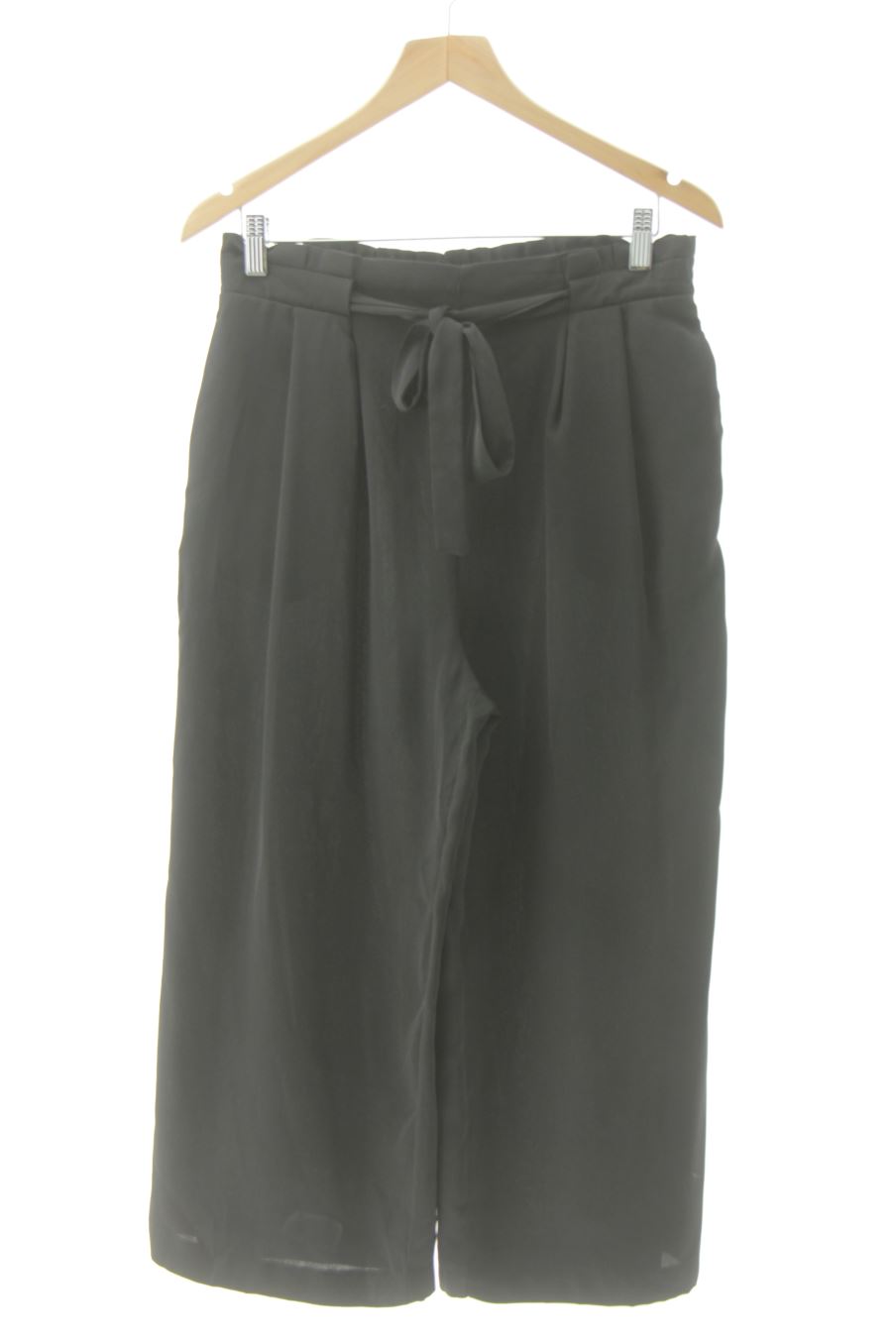 Pantaloni casual de Zara de la talla M, de color nero