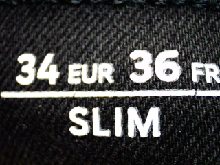 Jeans C&A de la taille 36, de couleur noir de denim