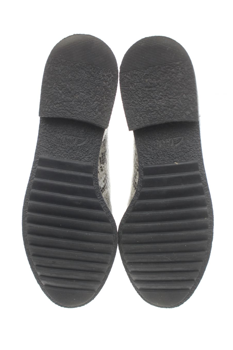 Botines de clarks de la talla 39, de color animal print de