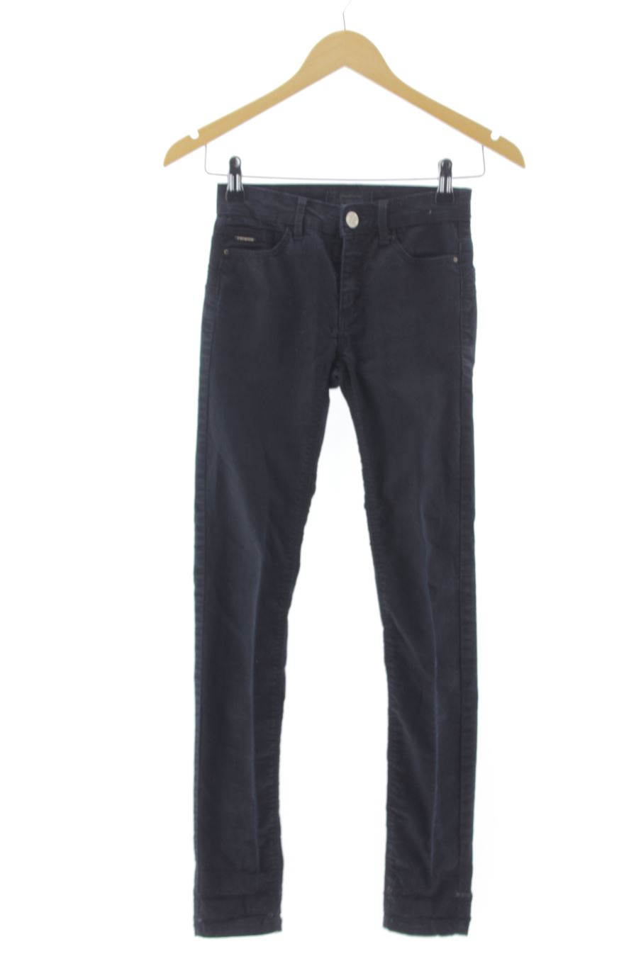 Vaquero de Stradivarius de la talla 32, de color negro de ropa vaquera