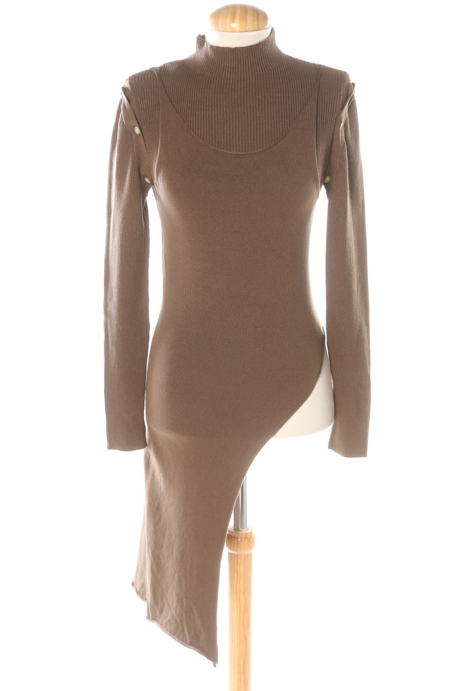 Pull Zara de la taille M, de couleur vert