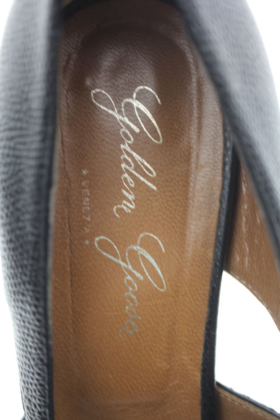 Sandalias tacon de Golden Goose de la talla 37, de color negro de