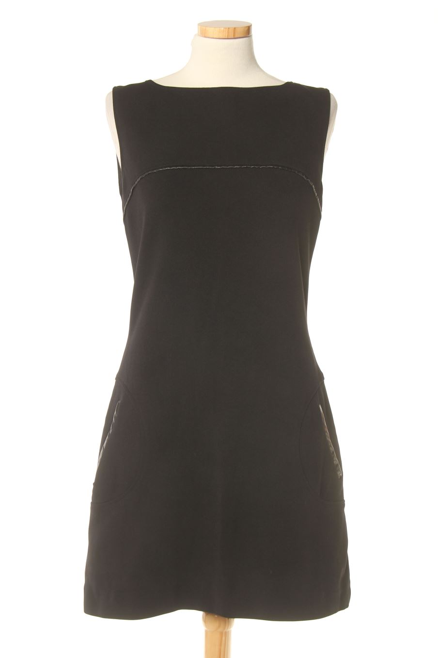 Robe casual Fórmula Joven de la taille 42, de couleur noir