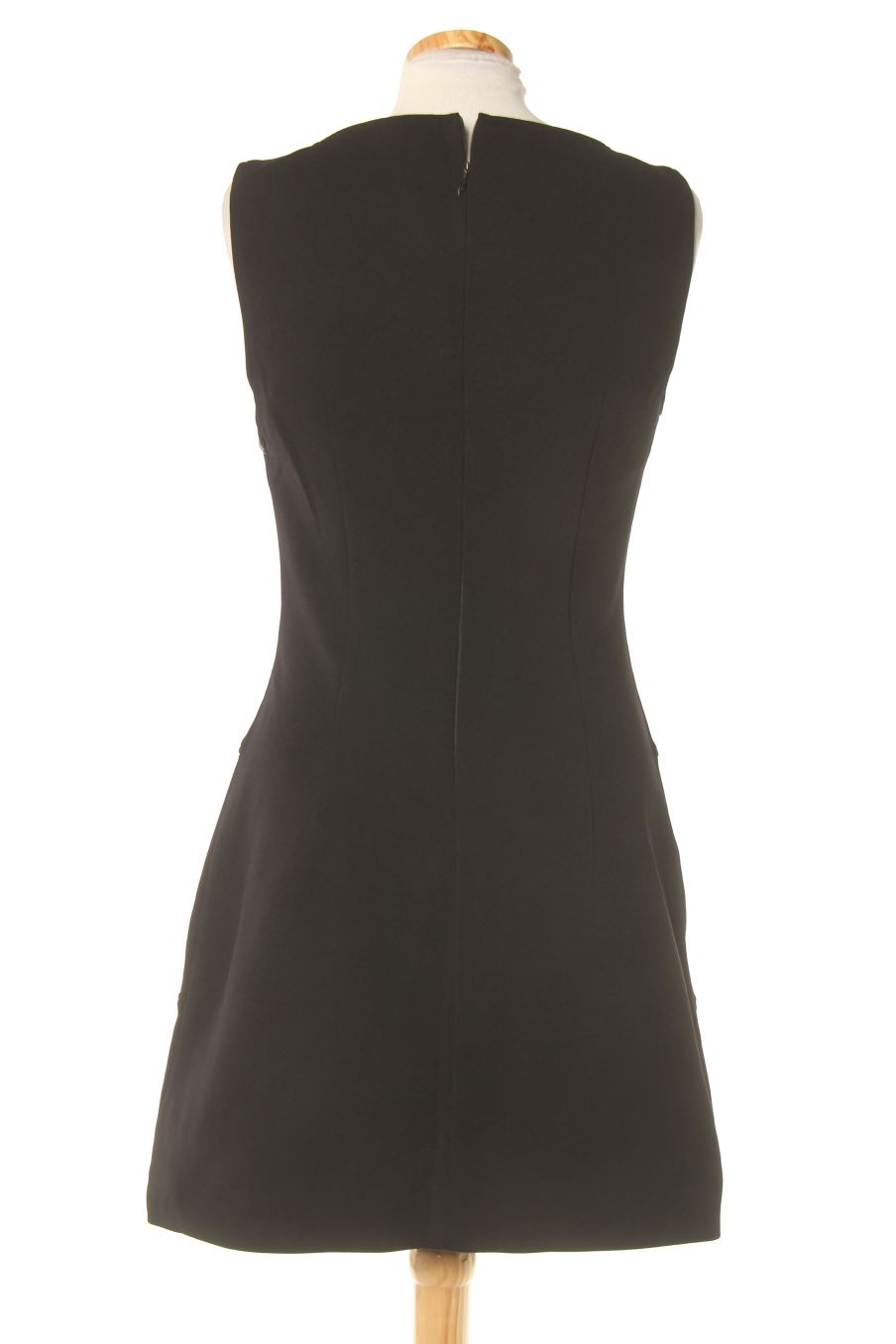 Robe casual Fórmula Joven de la taille 42, de couleur noir