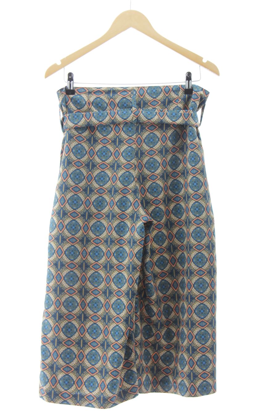 Pantalón corto de Trucco de la talla 42, de color estampado
