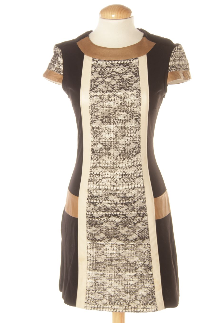 Robe casual Mariana de la taille XS, de couleur noir