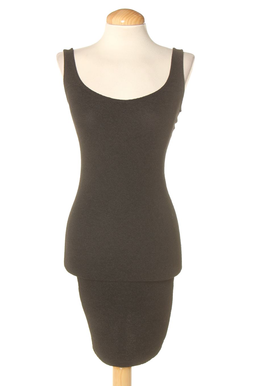 Robe casual Bershka de la taille S, de couleur noir