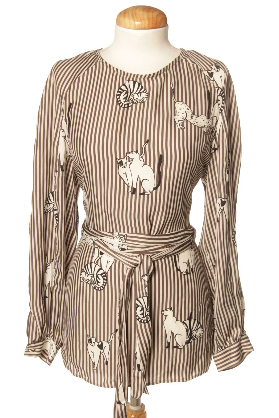 Blusa de manga larga de Zara de la talla L, de color rayas