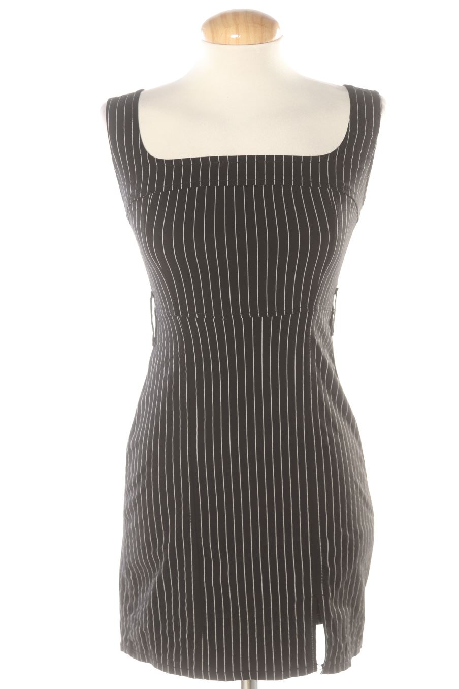 Robe casual Bershka de la taille S, de couleur rayures
