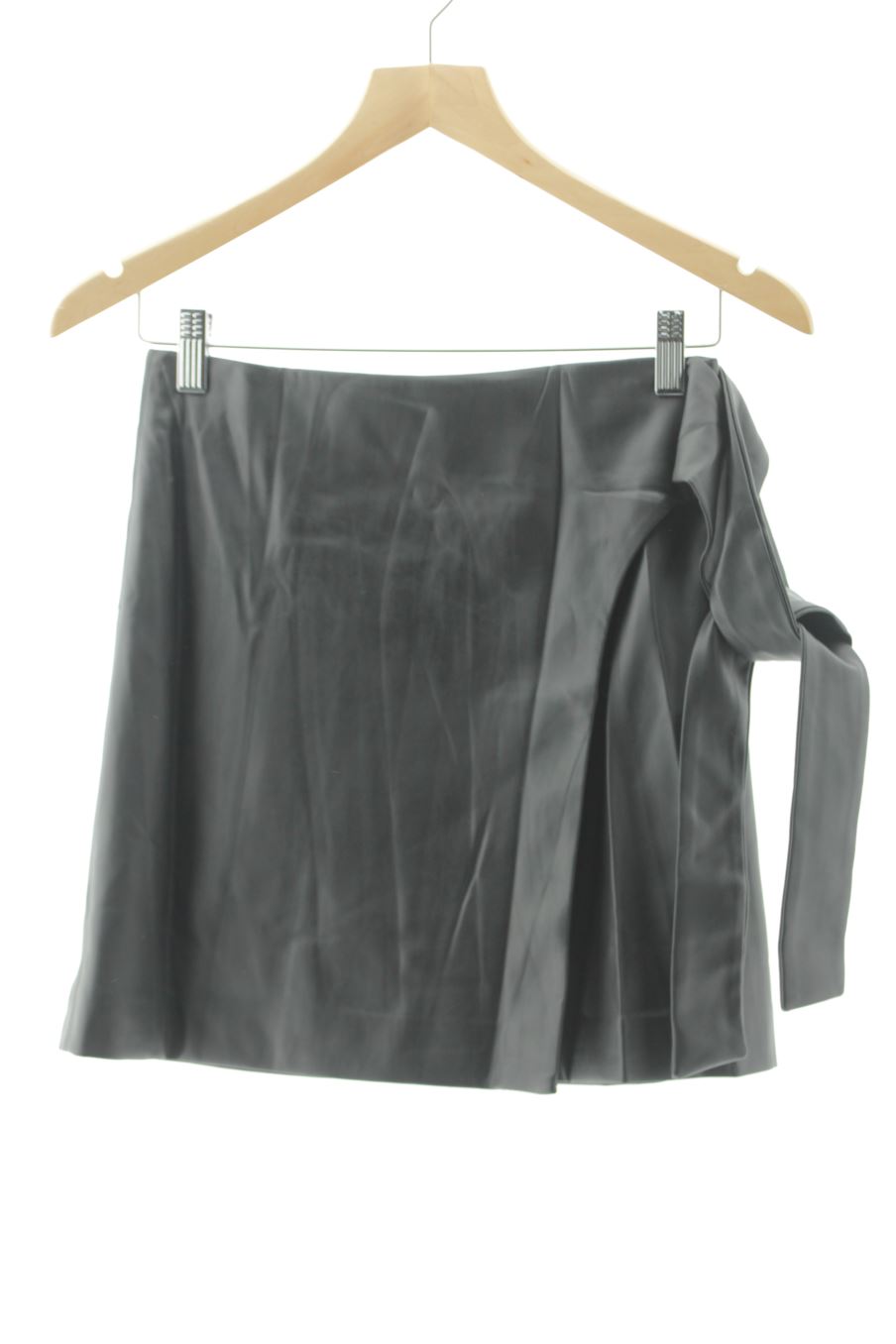 Falda de Mango de la talla S, de color negro de sintético