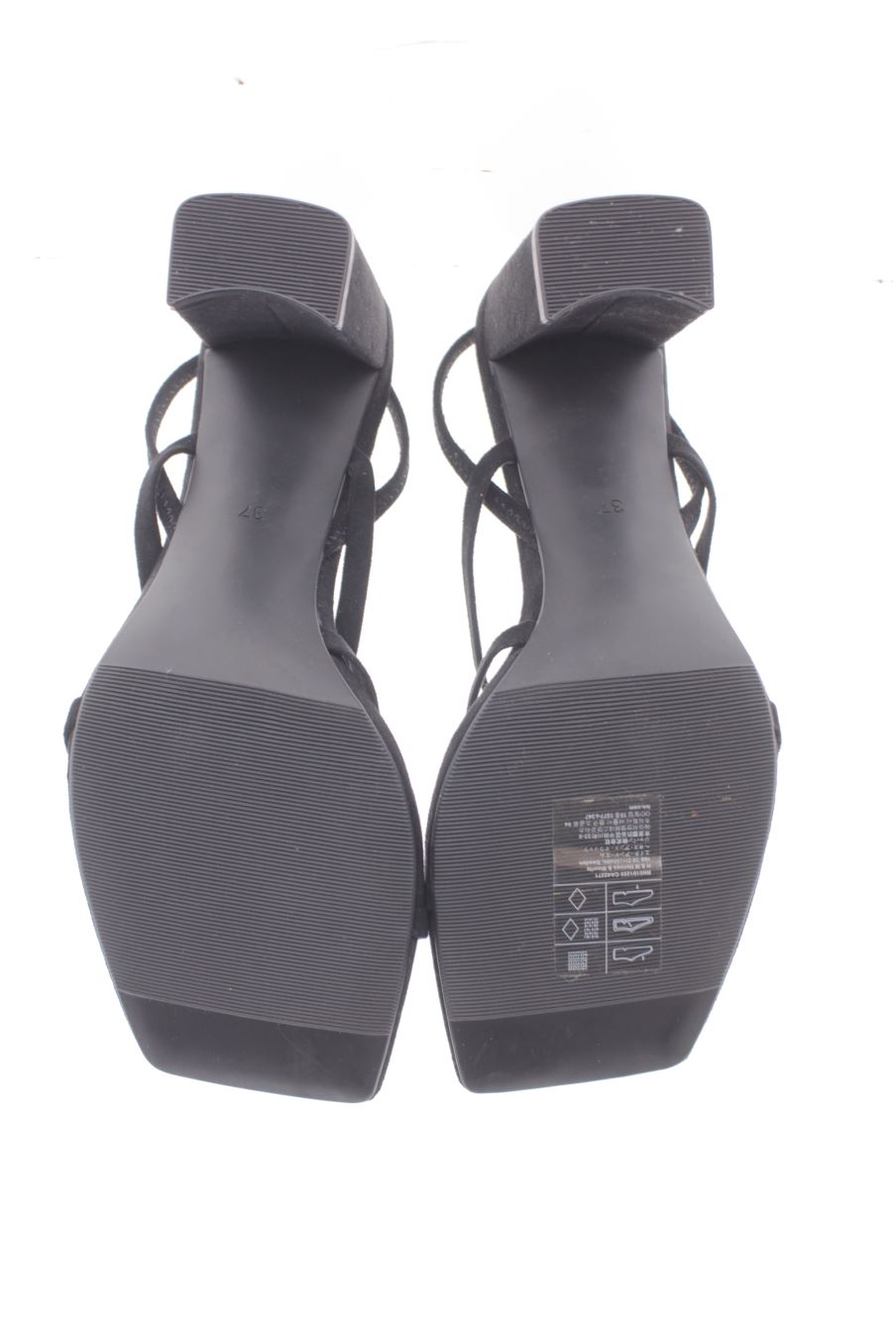 Sandalias tacon de H&M de la talla 37, de color negro de