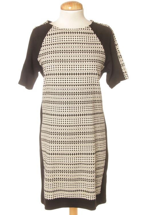 Einfaches Kleid