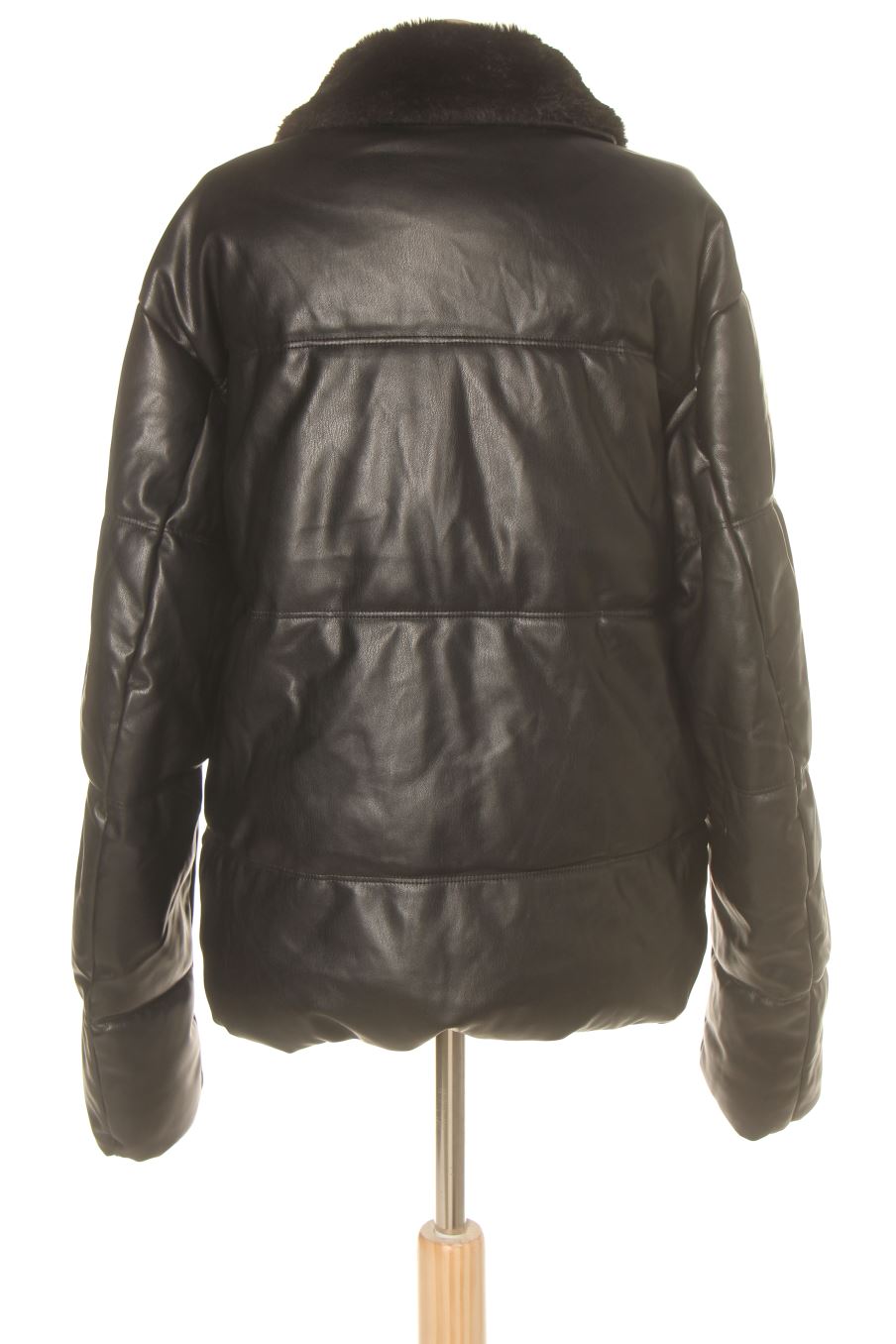 Blouson C&A de la taille S, de couleur noir