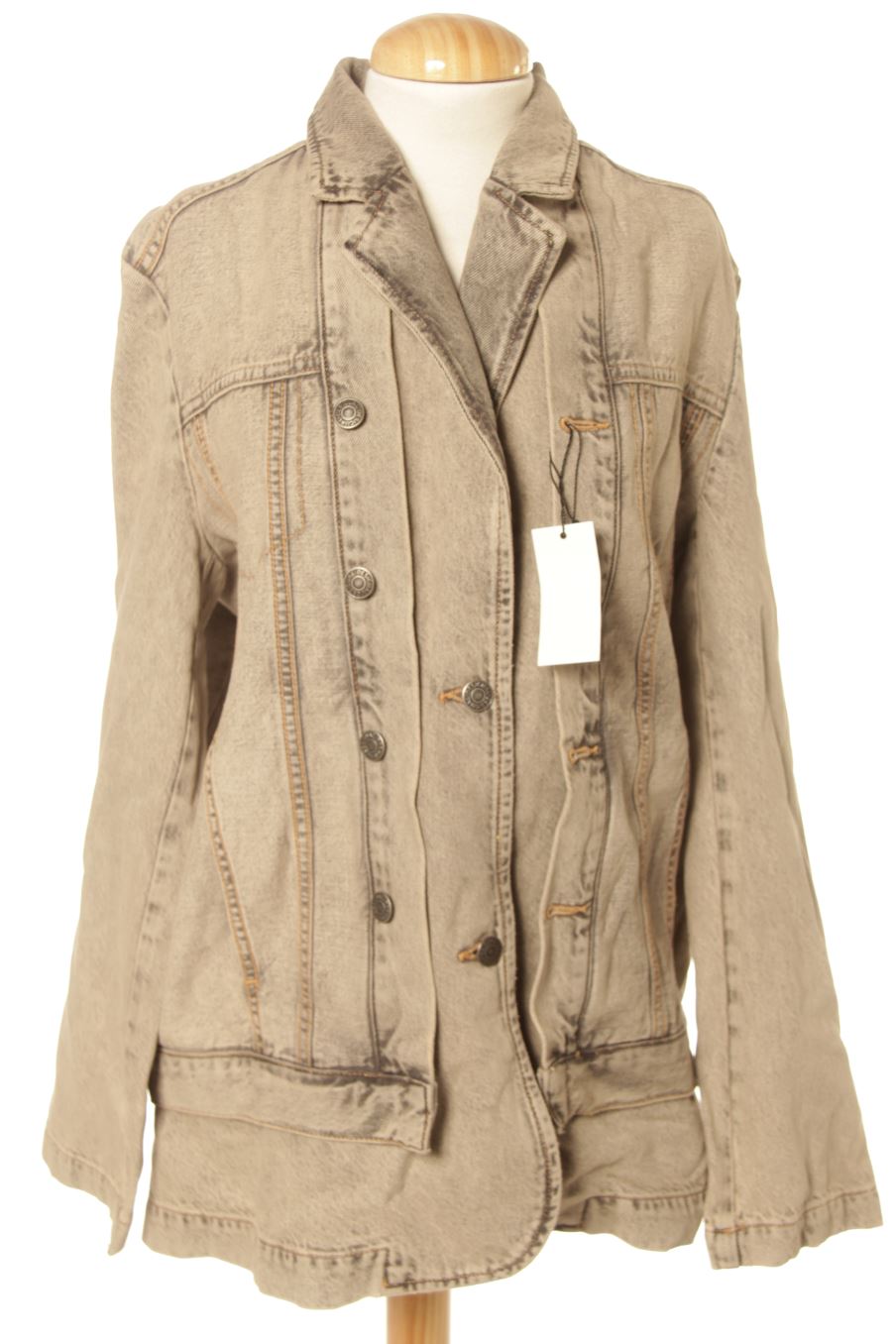 Cazadora de Desigual de la talla M, de color gris