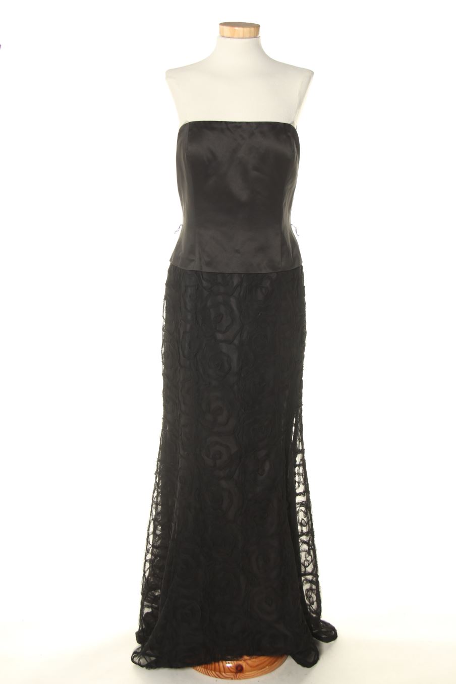Robe Easy wear de la taille 44, de couleur noir