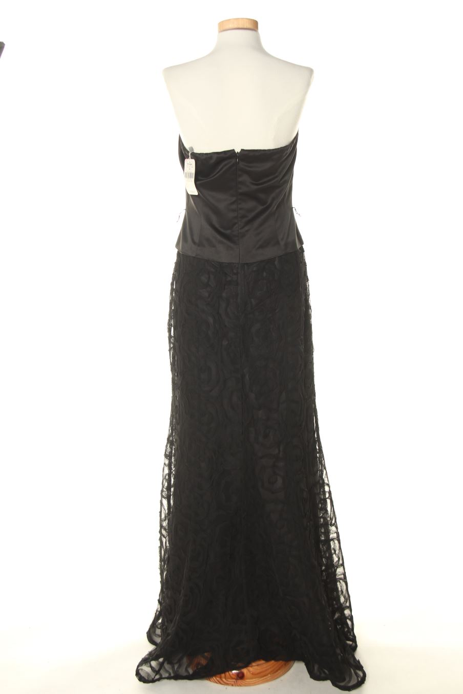 Robe Easy wear de la taille 44, de couleur noir