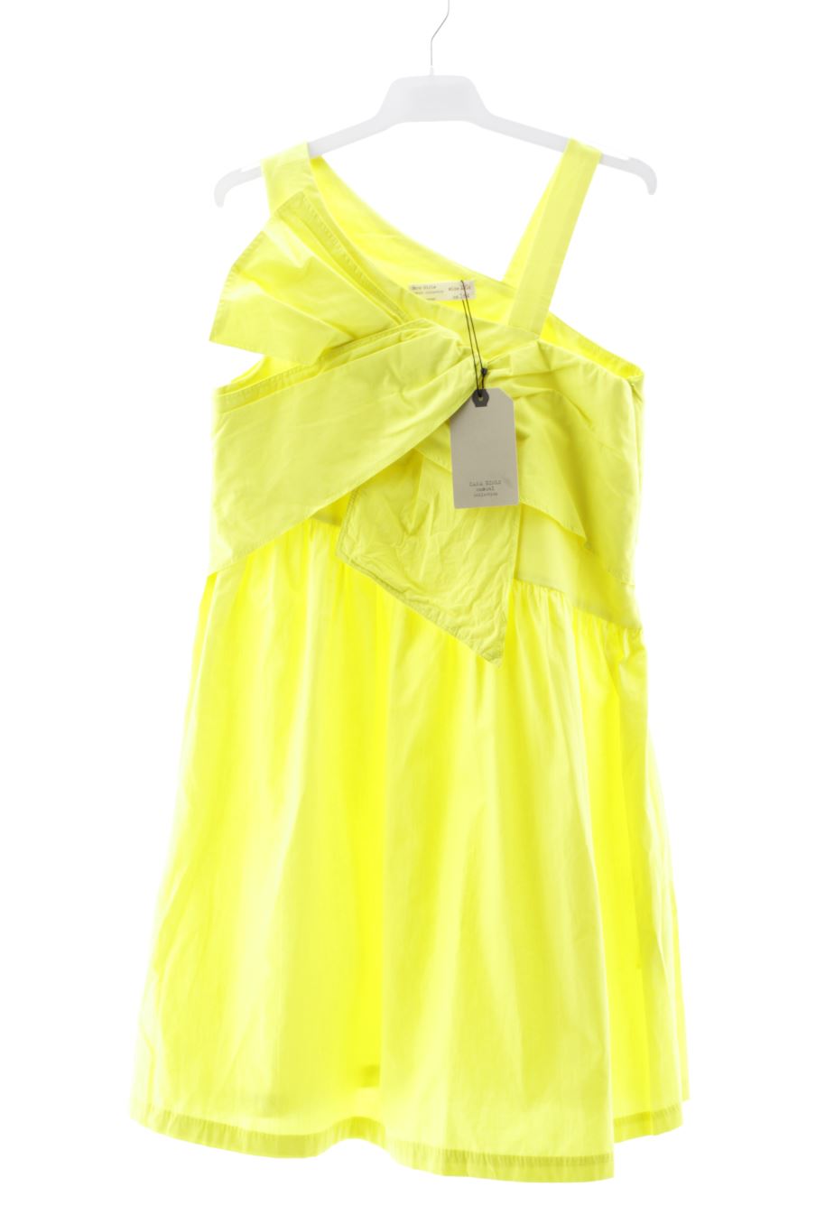 Vestido de Zara de la talla 13 años con etiqueta