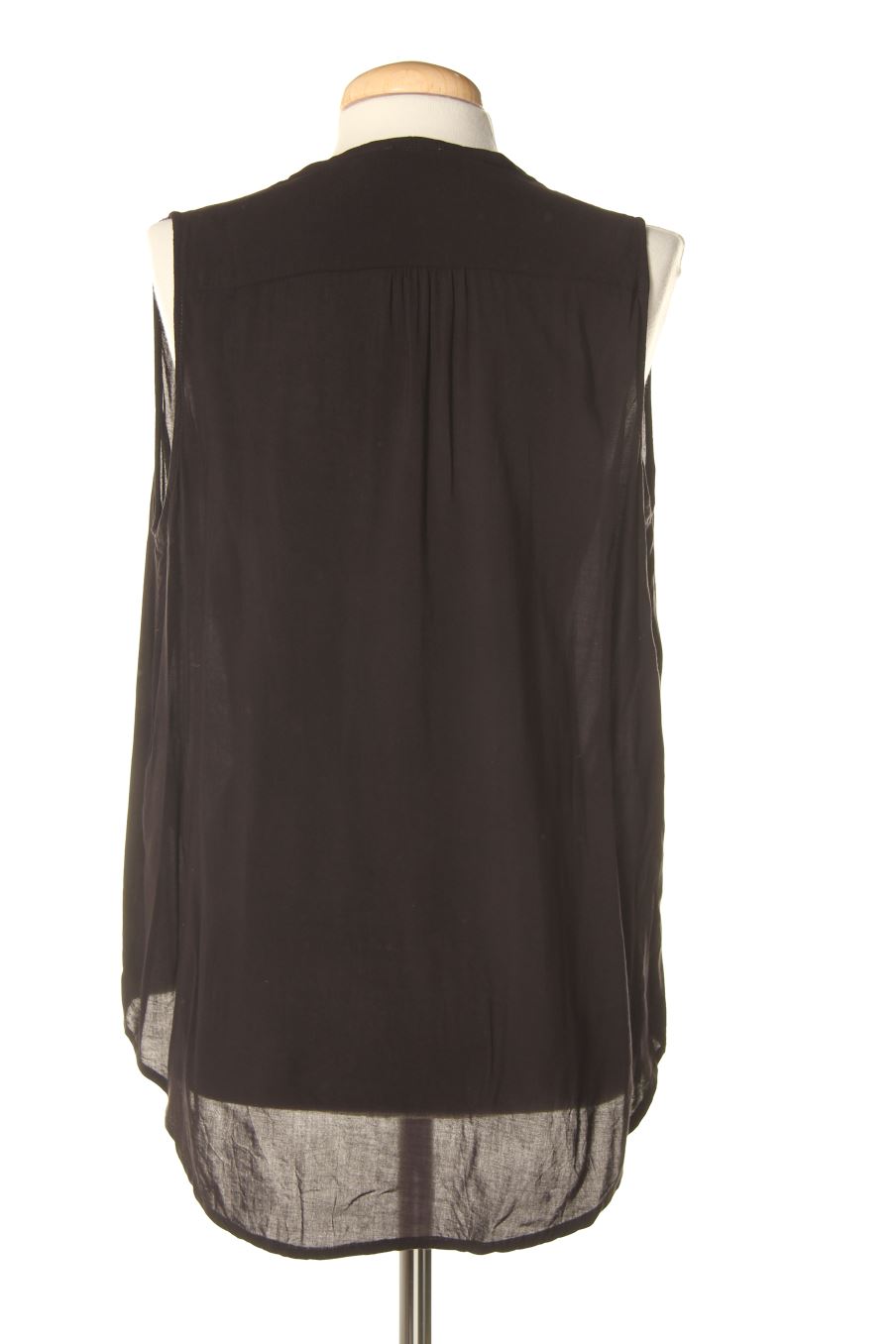Top Yerse de la taille M, de couleur noir