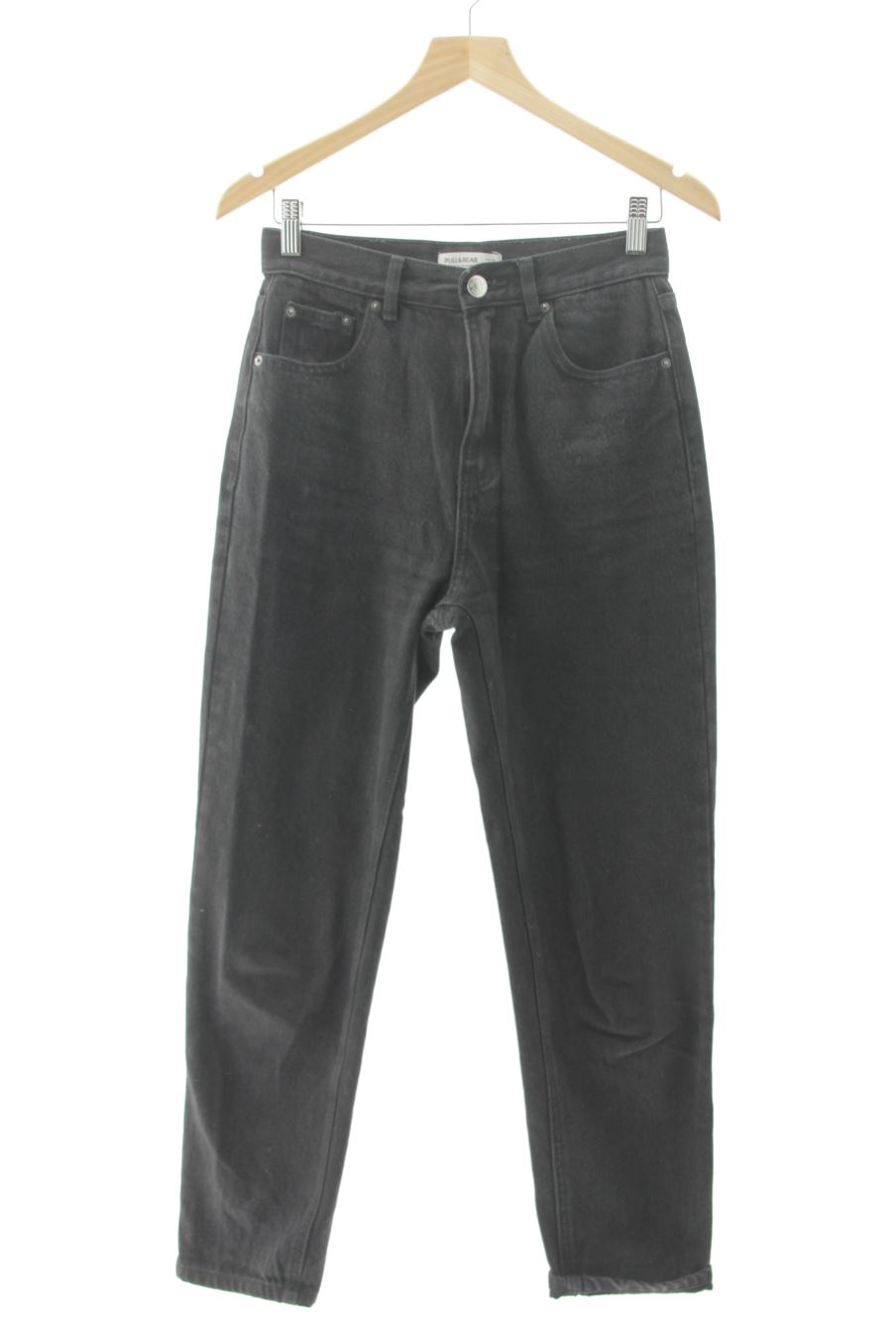 Jeans Pull & Bear de la taille 36, de couleur noir de denim