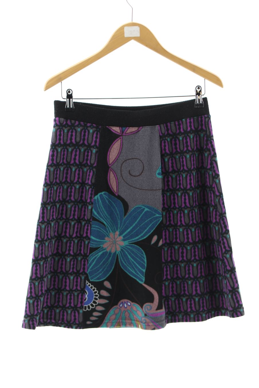 Jupe Surkana de la taille M, de couleur imprimés
