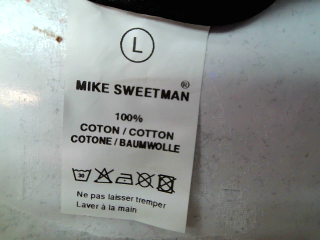 Pantalón corto de MIKE SWEETMAN de la talla L, de color negro