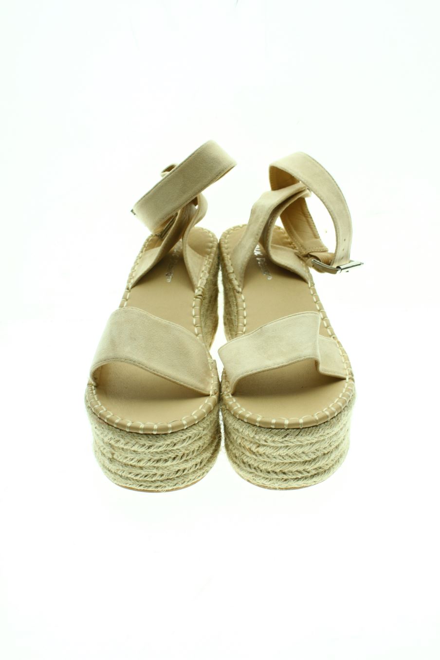 Plataformas de Public Desire de la talla 39, de color beige de