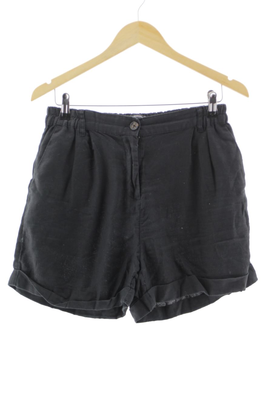 Shorts Monoprix de la taille 38, de couleur noir