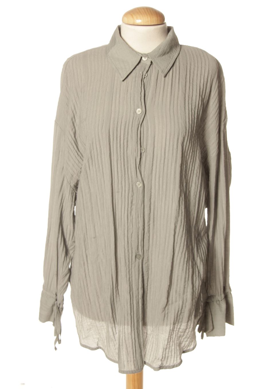 Blouse à manches longues Zara de la taille M, de couleur gris