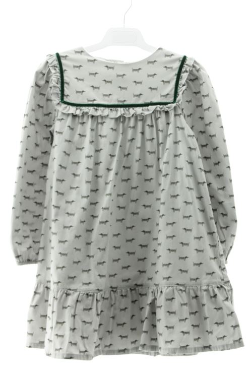Aufwändiges Kleid