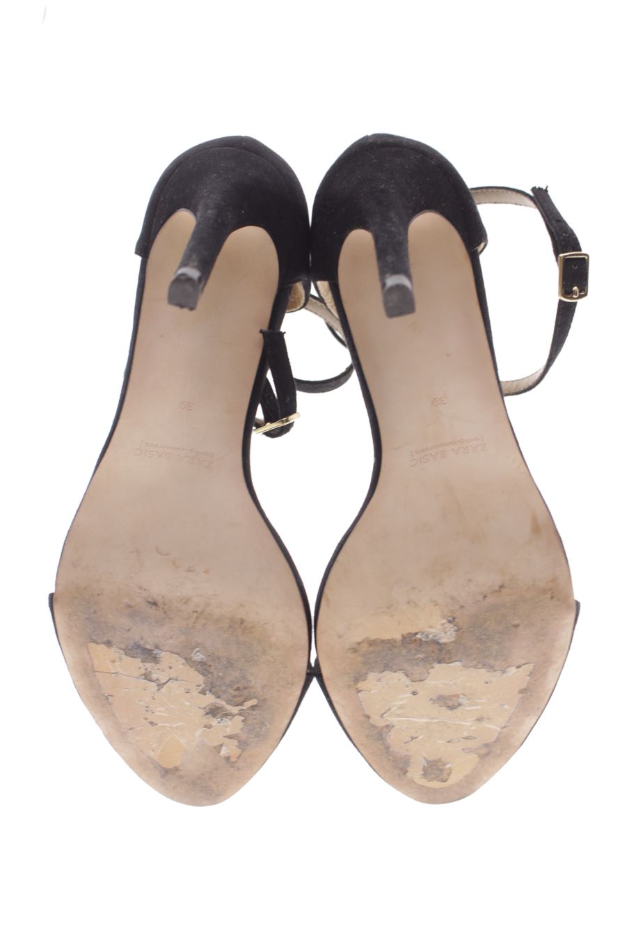 Sandalias tacon de Zara de la talla 39, de color negro de