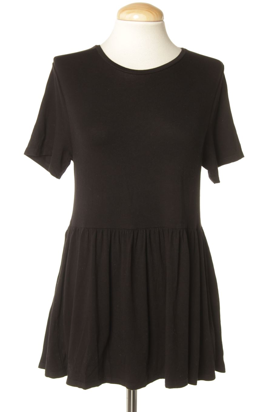 T-shirt Stradivarius de la taille S, de couleur noir